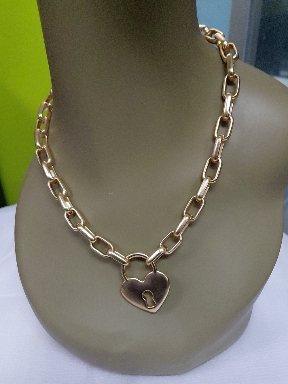 Song of Style Gold Heart Lock Link Necklace